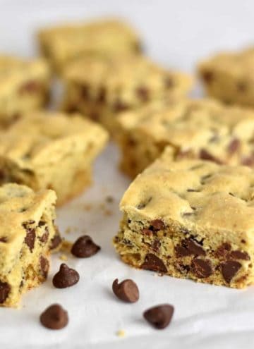 cropped-GF-Chocolate-Chip-Cookie-Bars-1a.jpg