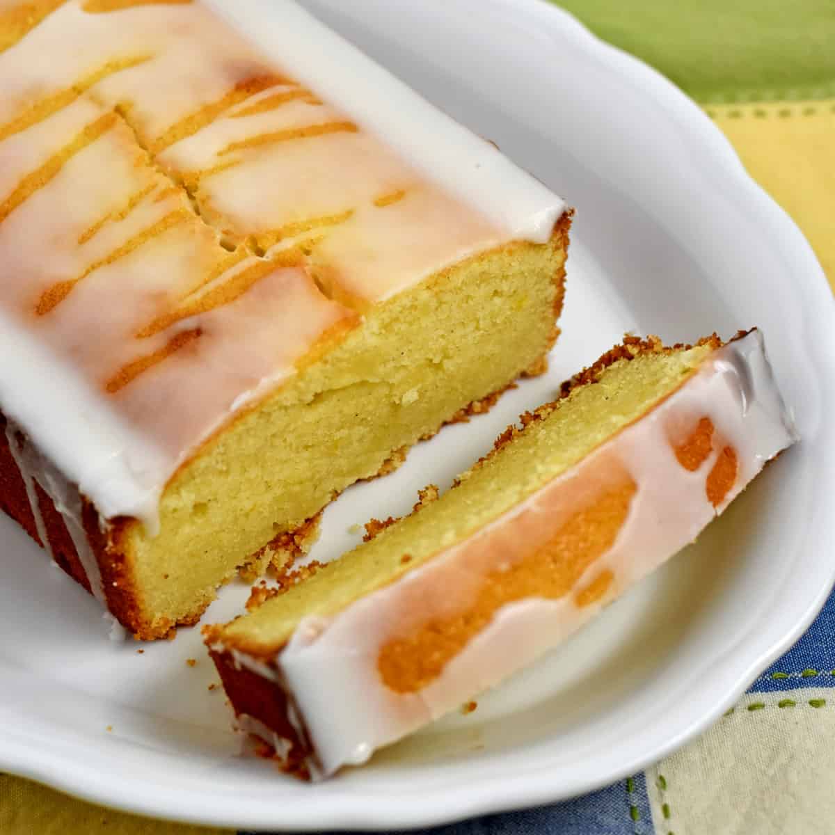 Mini Vanilla Pound Cakes - Sally's Baking Addiction