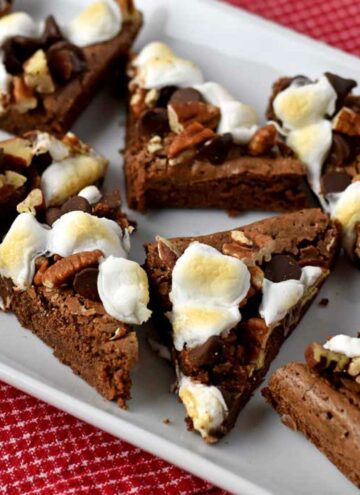 Close up of gluten free rocky road brownies.